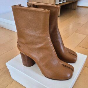 Maison Margiela Tan Brown Tabi Boots Sz 40.5